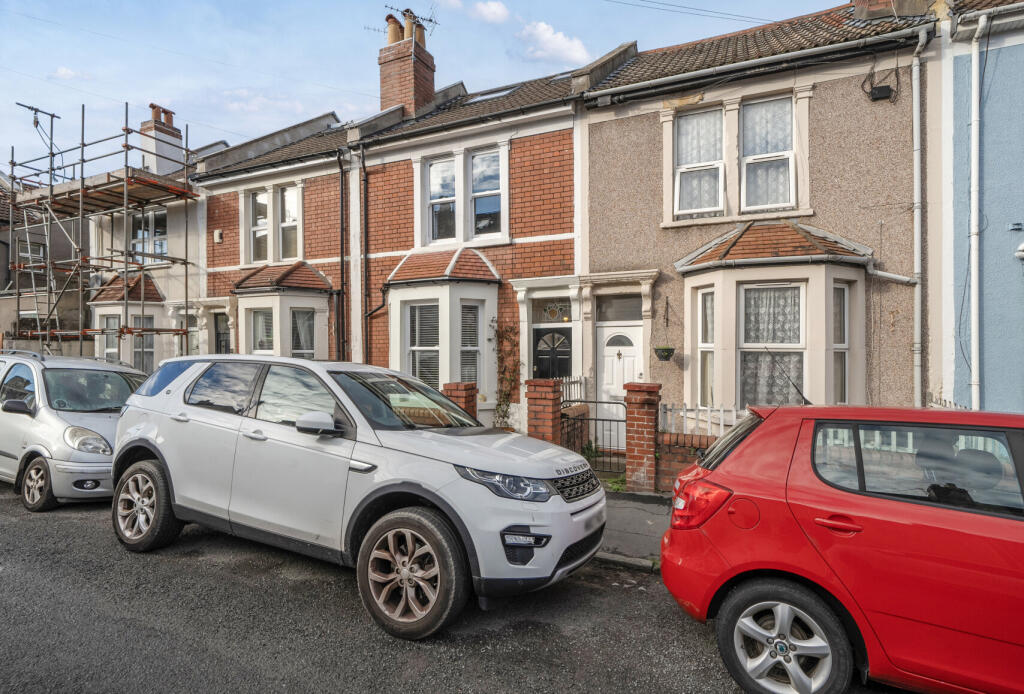 1382382-1-691c6ff...