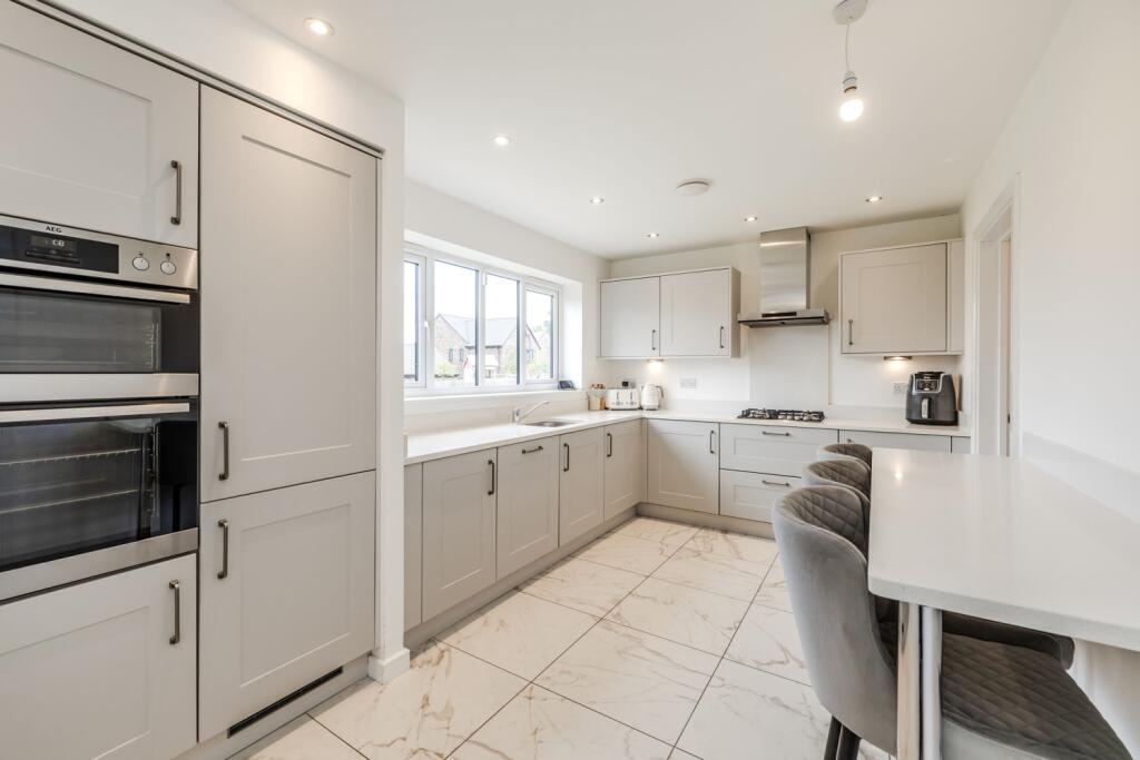 2KnollPlaceMedburnNE200EL-13