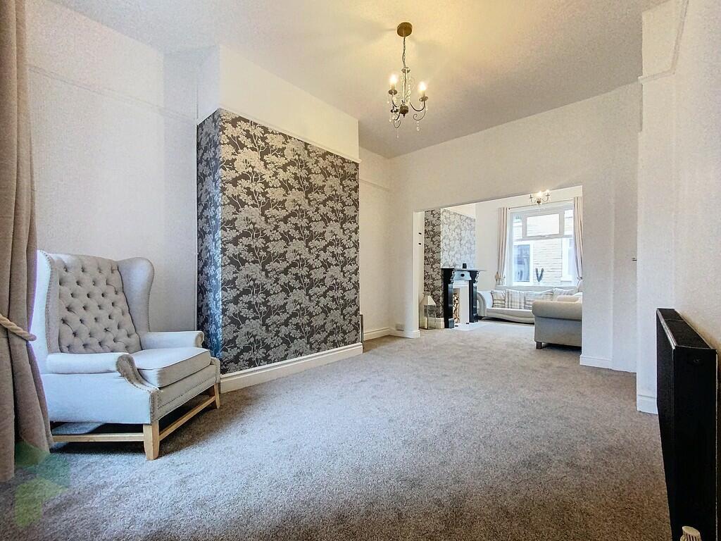 Dining Room / Sit...