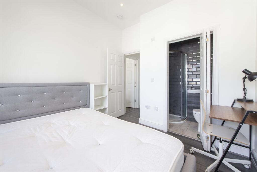 53384 Hi res (12).jpg