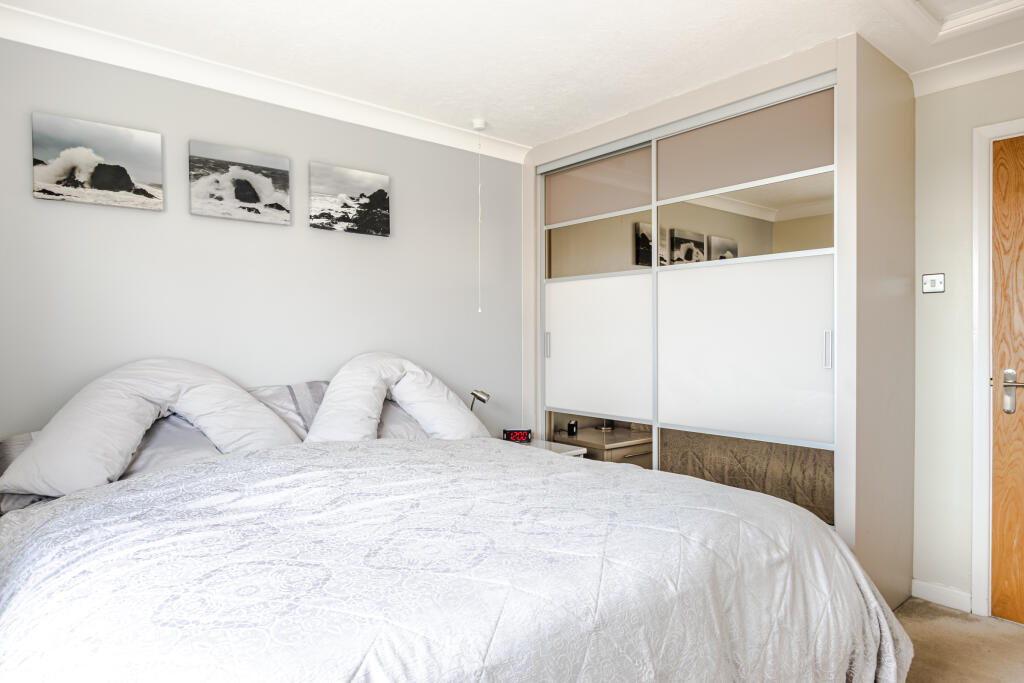 bedroom2a