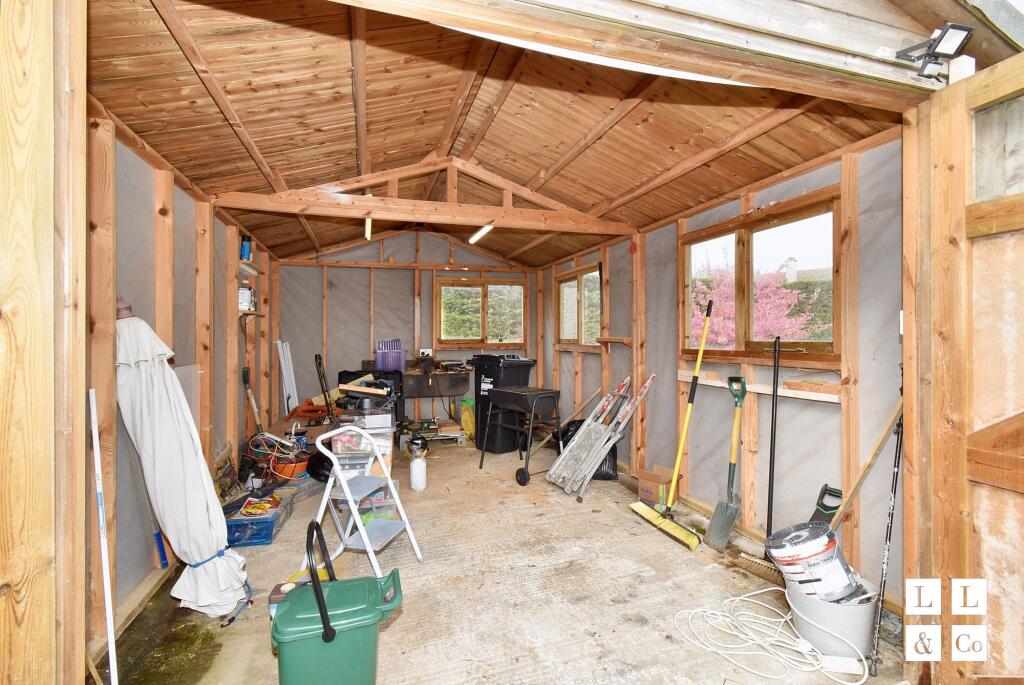 TIMBER GARAGE