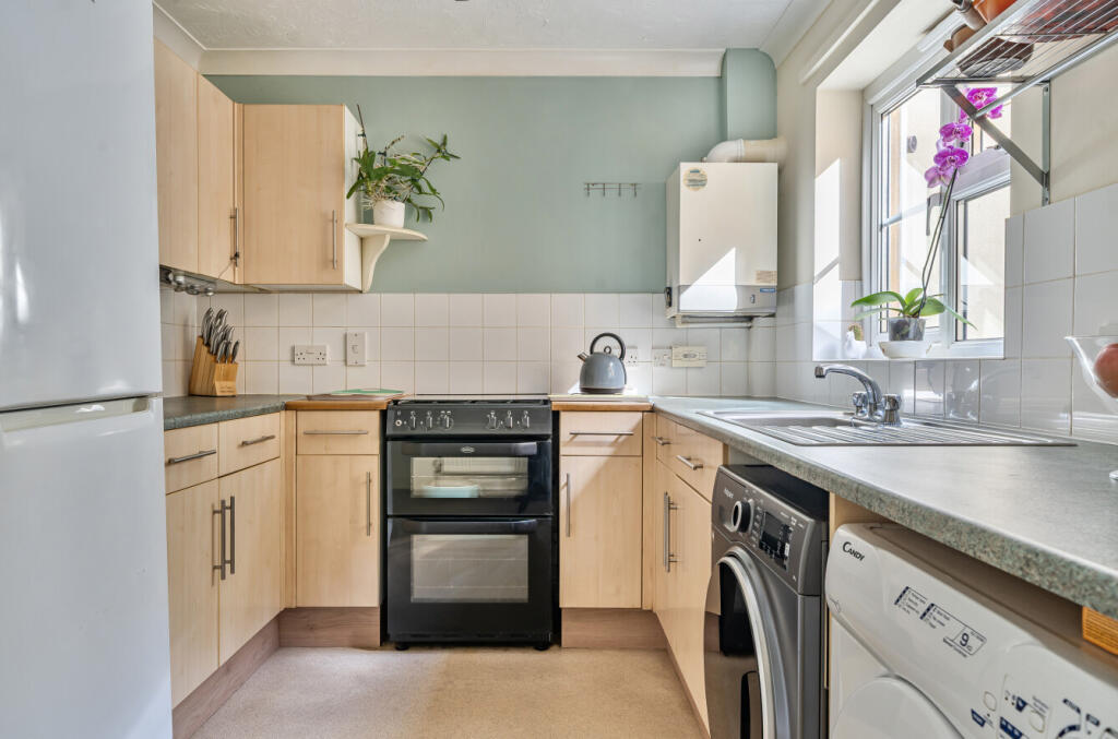 1357563-10-68d6bd...