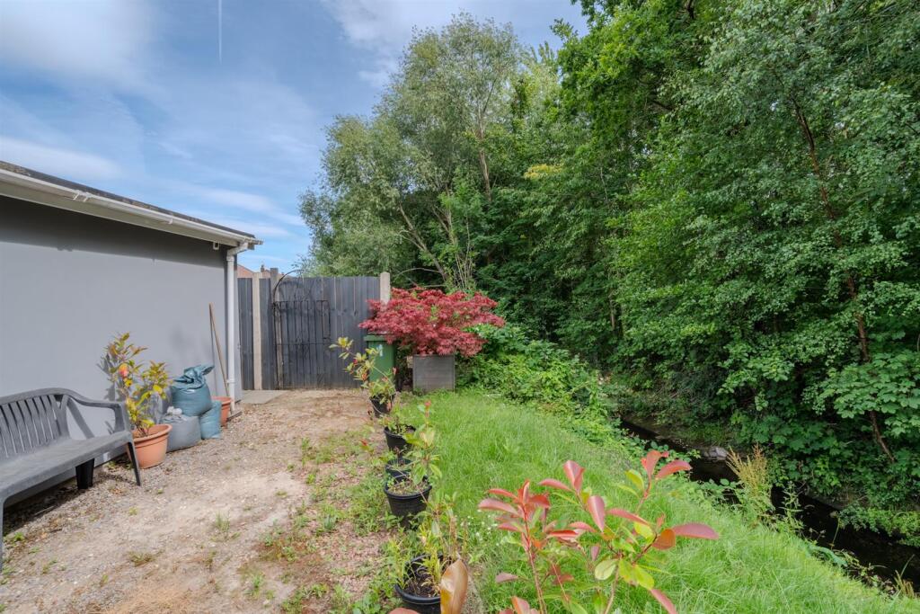 110 Fields Road-30.jpg