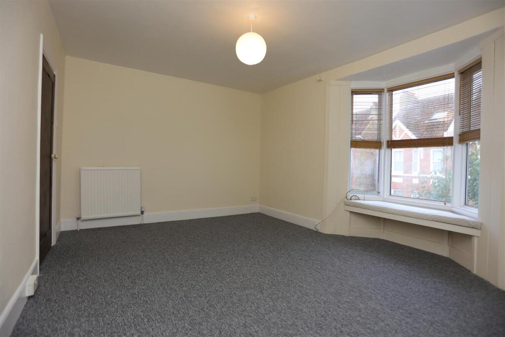 74 Victoria Road (5).JPG