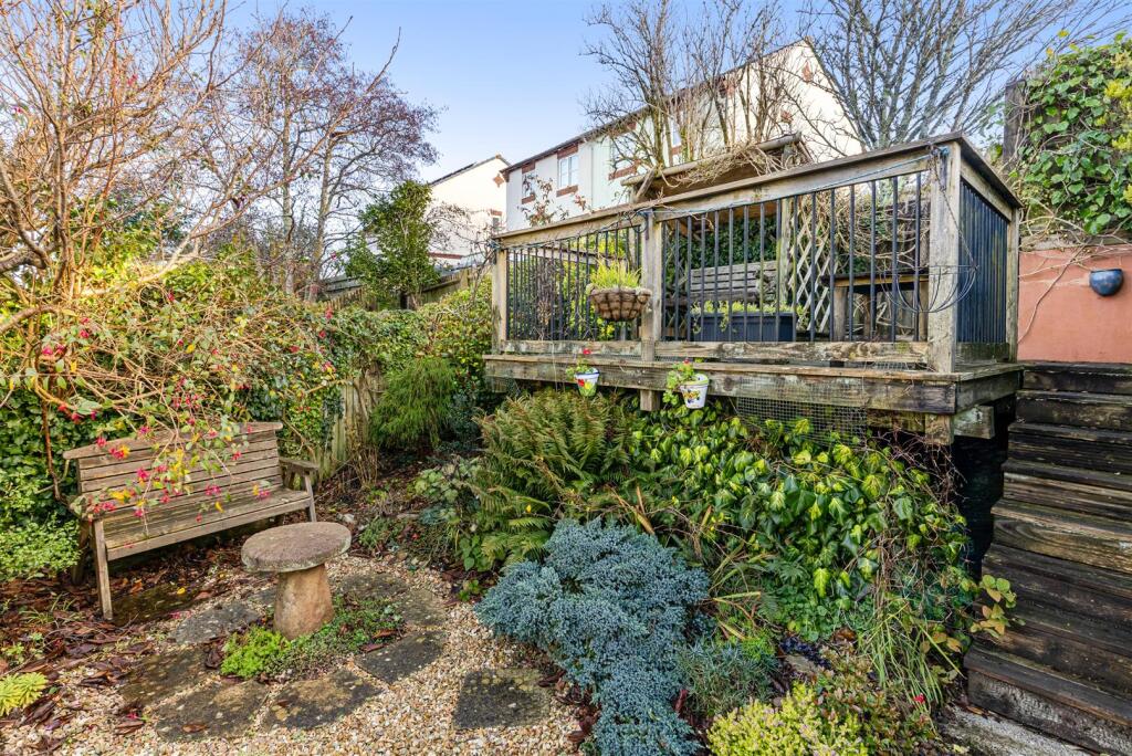 A06 - 38 Seymour Drive, Dartmouth - 251210.jpg