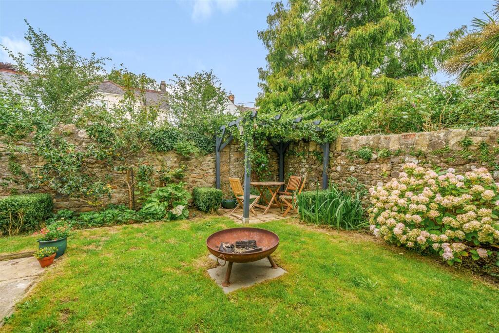 Westhaven Garden.jpg