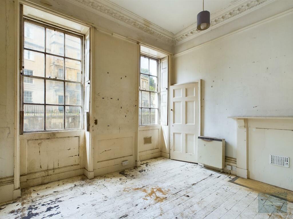 F2 Bedroom.jpg