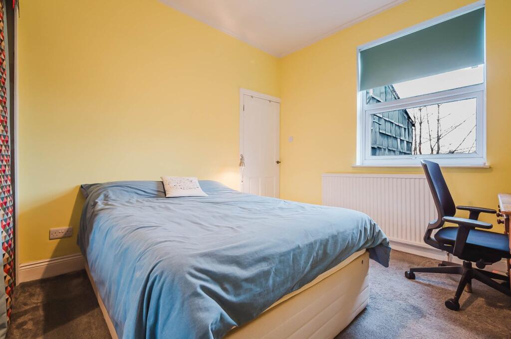 Stretford Road, Urmston, Manchester, M41