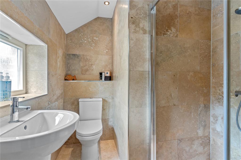 Bedroom 1 En-Suite