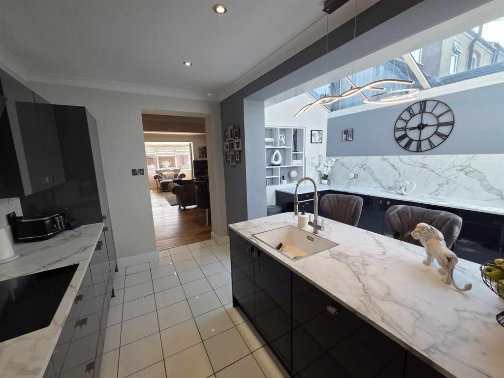 525844396_1918369002344036_1671091423141126957_n.j