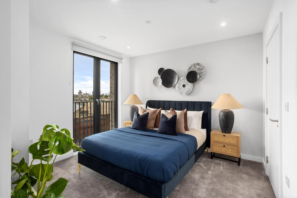Plaistow Road, London, E13