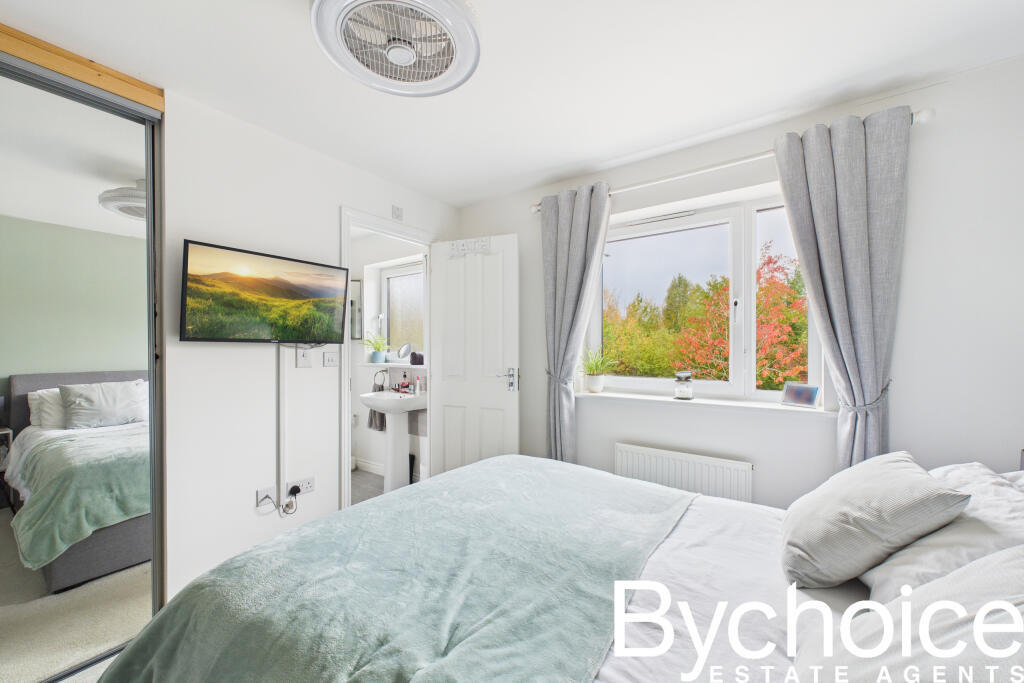 CAM05454G0-PR0059-STILL023