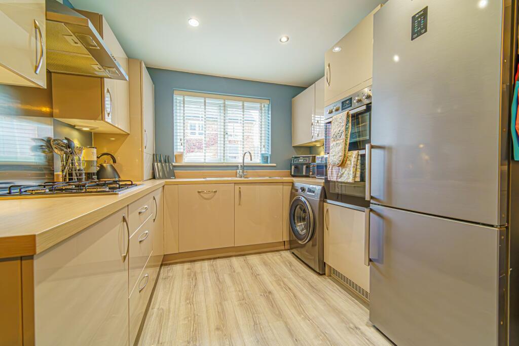 Kitchen dining room