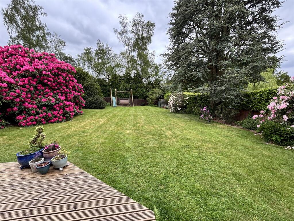 8 Willesley Close, Ashby