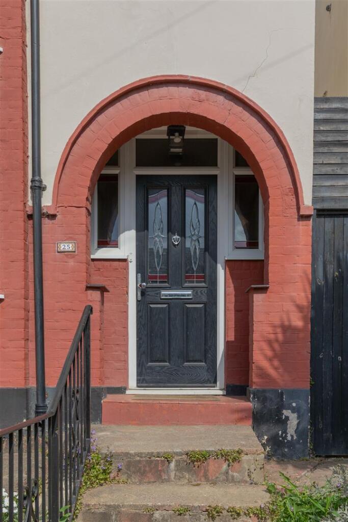 Ferndale Avenue, E17