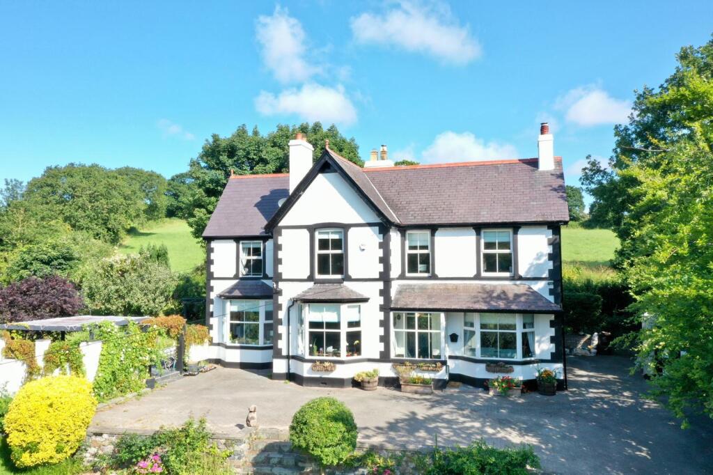 PHOTO-2025-07-06-18-50-37 (16).jpg