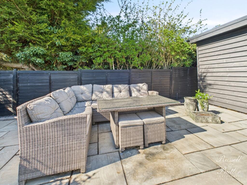 CAM01995G0-PR0284-STILL015