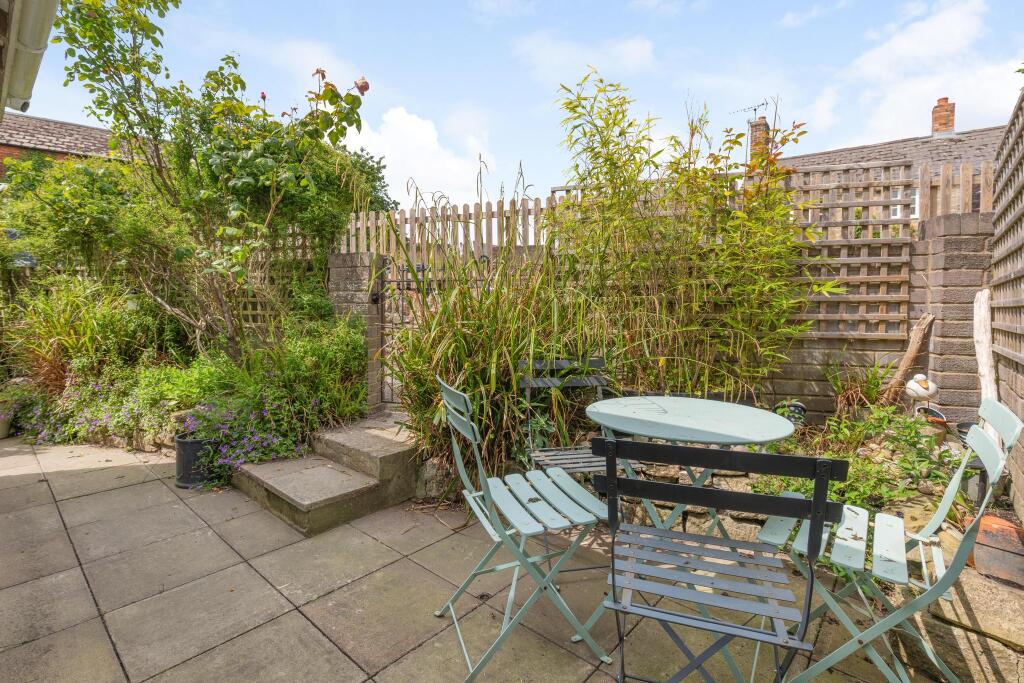 Courtyard Garden