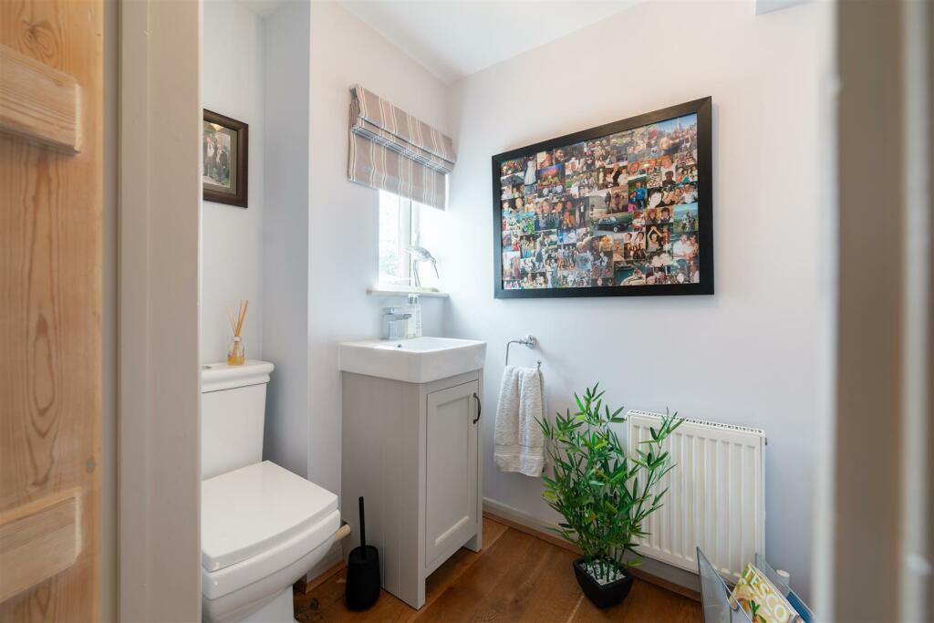 Cloakroom .jpg