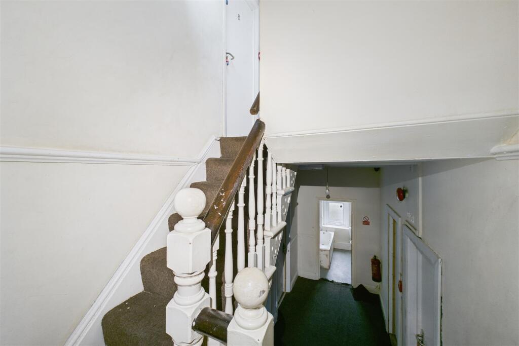 10, Cranbrook Road Bristol, BS6 7BN | Hollis Morga