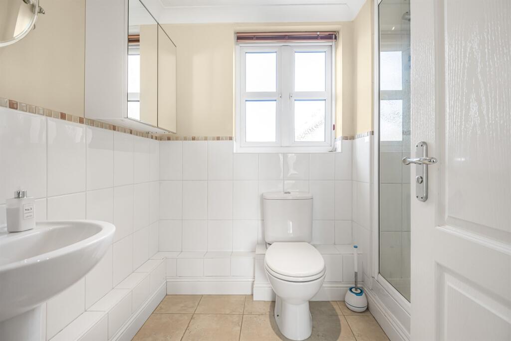 En Suite Shower Room