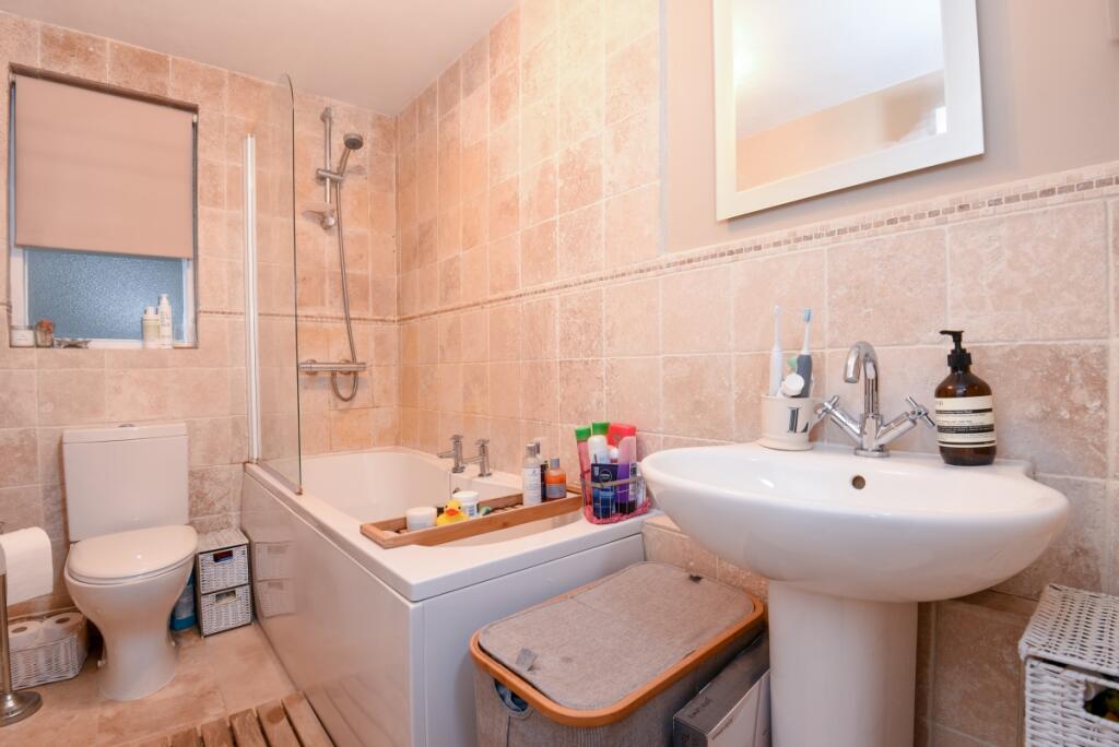 584eb32a47c19-153644