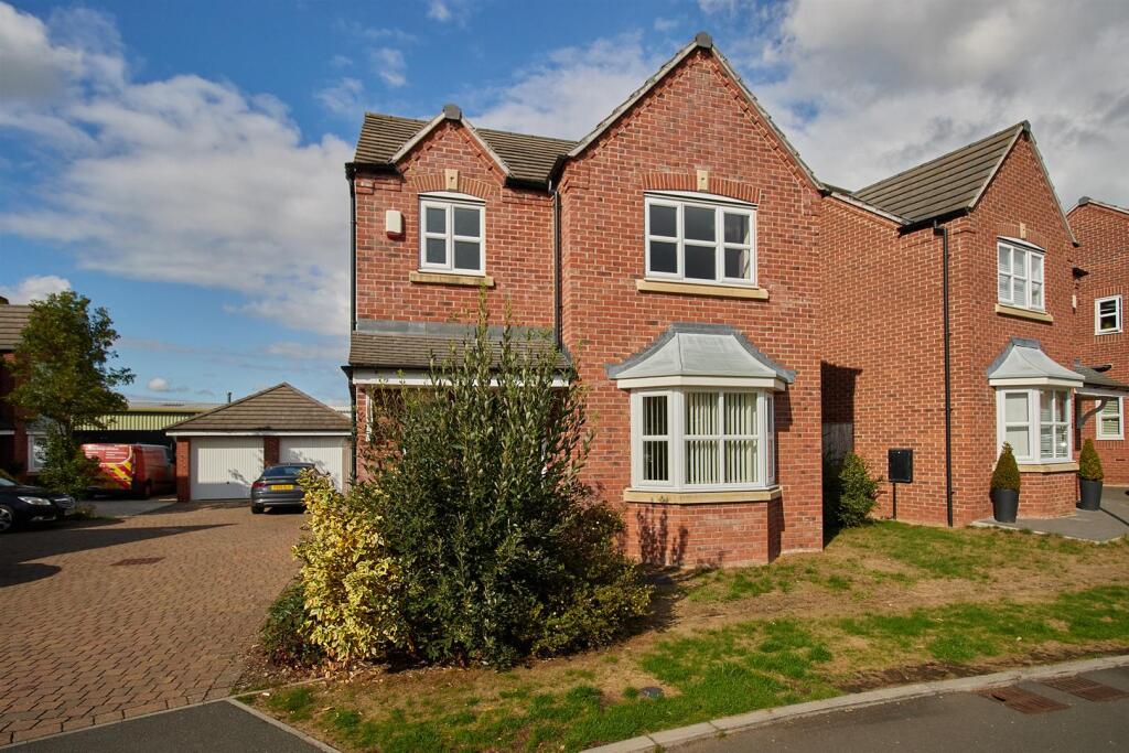 Bader Close Hinckley  11.jpg