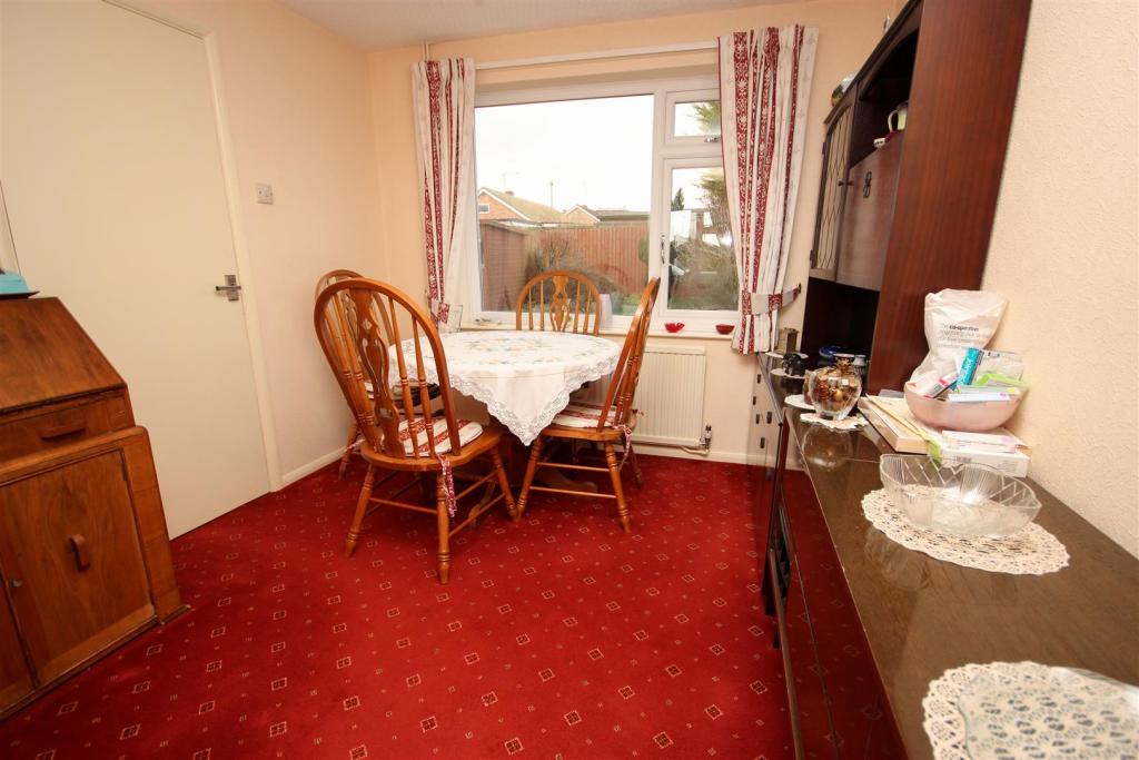 Dining Room.jpg