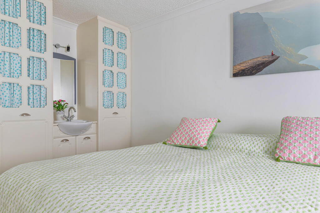 A14 - Flat 2 Beechwood House, Kingsbridge - 251031