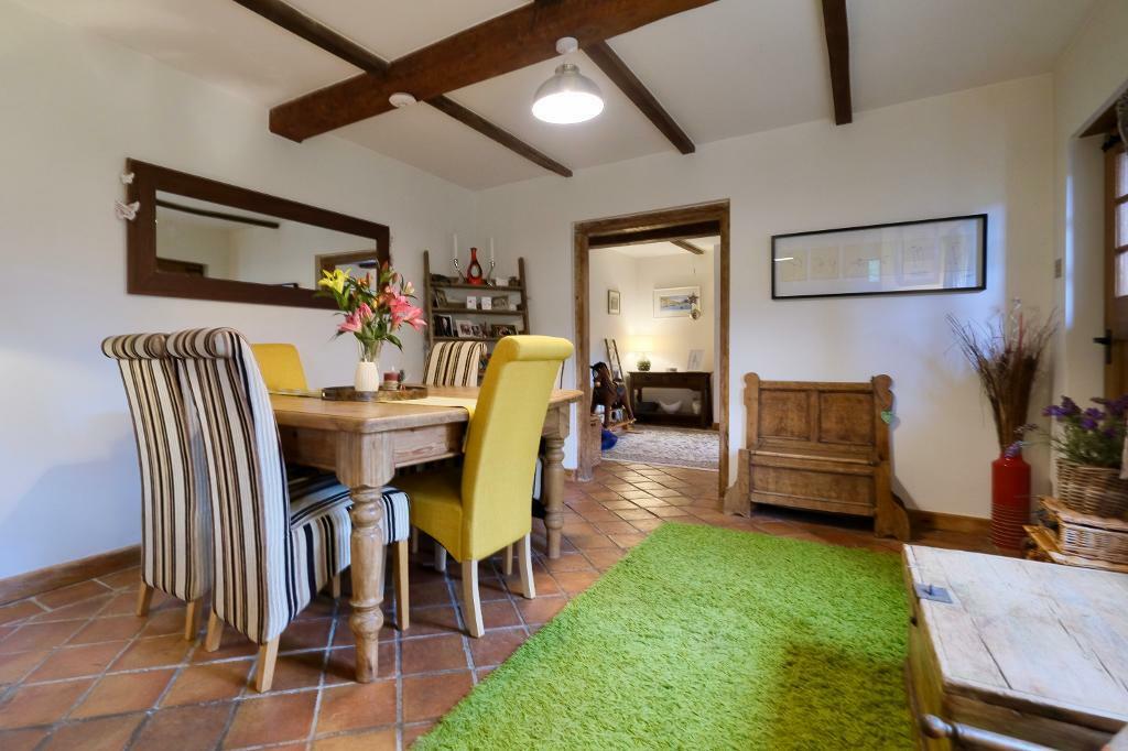 Sitting room with dining too