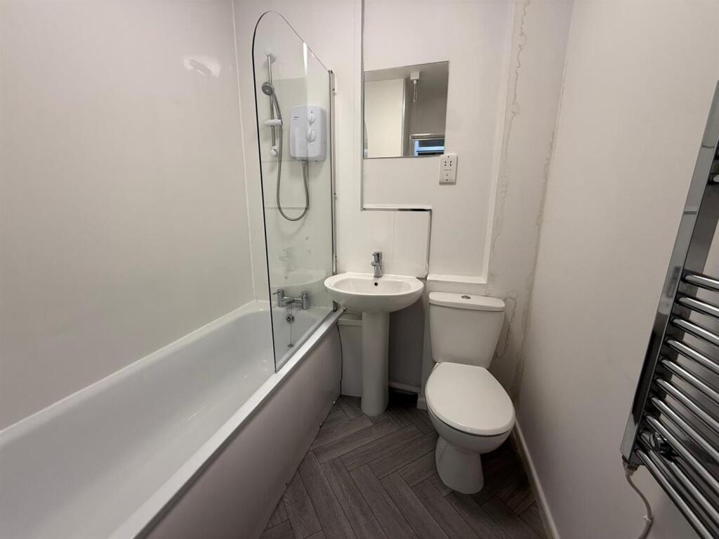 Bathroom.jpeg