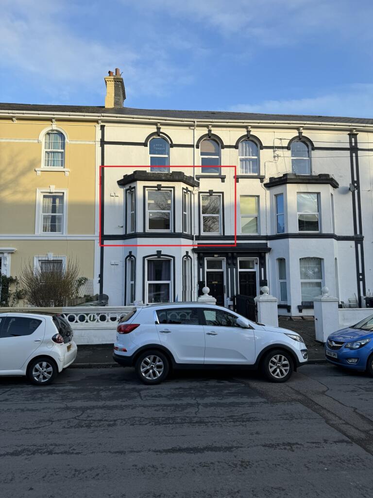 Flat 4, 3 Barton Crescent - main