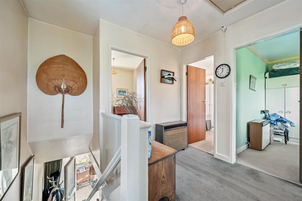 Saxton Mee 11 Monyash Road 014.jpg
