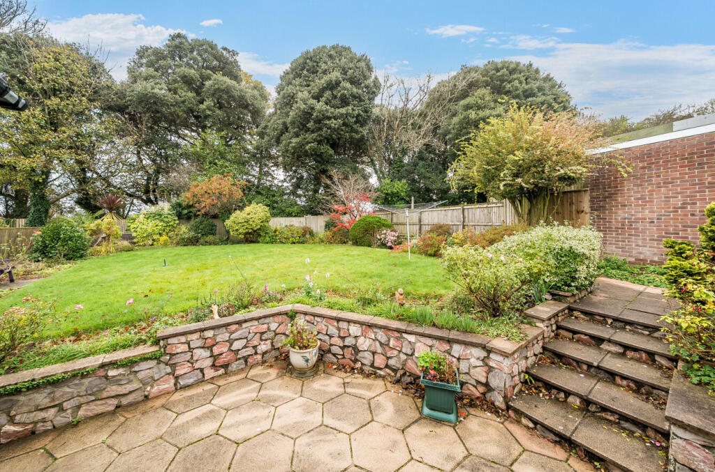 1375012-2-690c706...