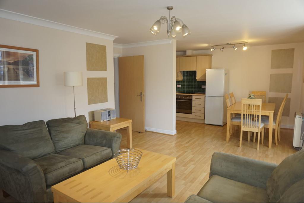 Lounge / Kitchen