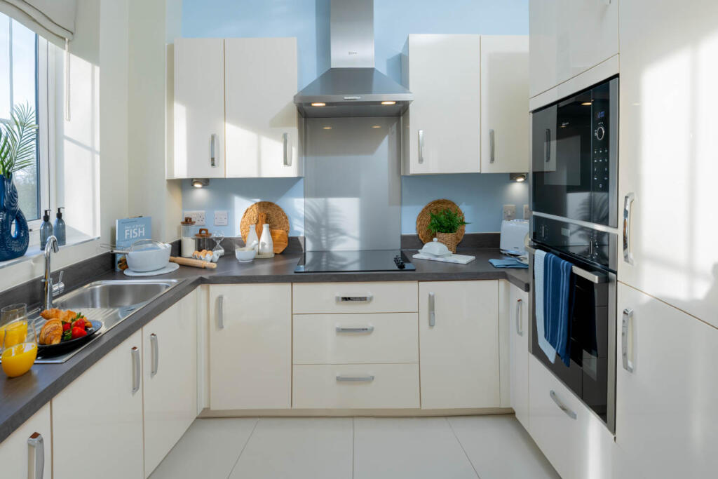 Watson Place, Chipping Norton - Typical Kitchen 