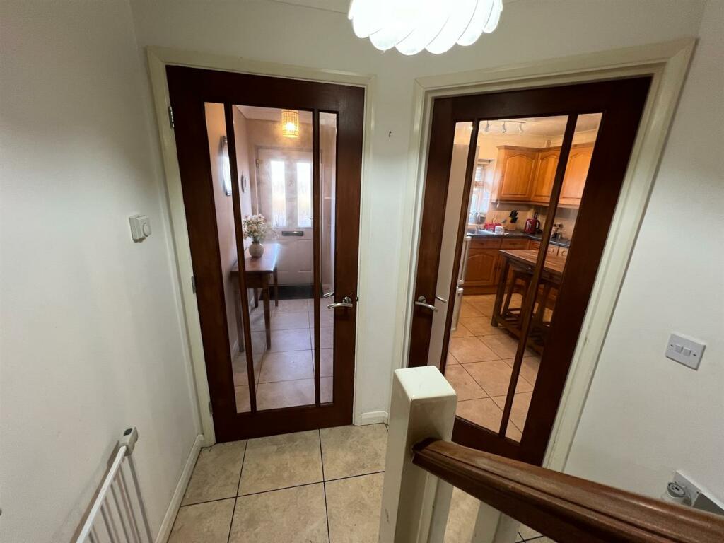 downstairs hall.jpeg