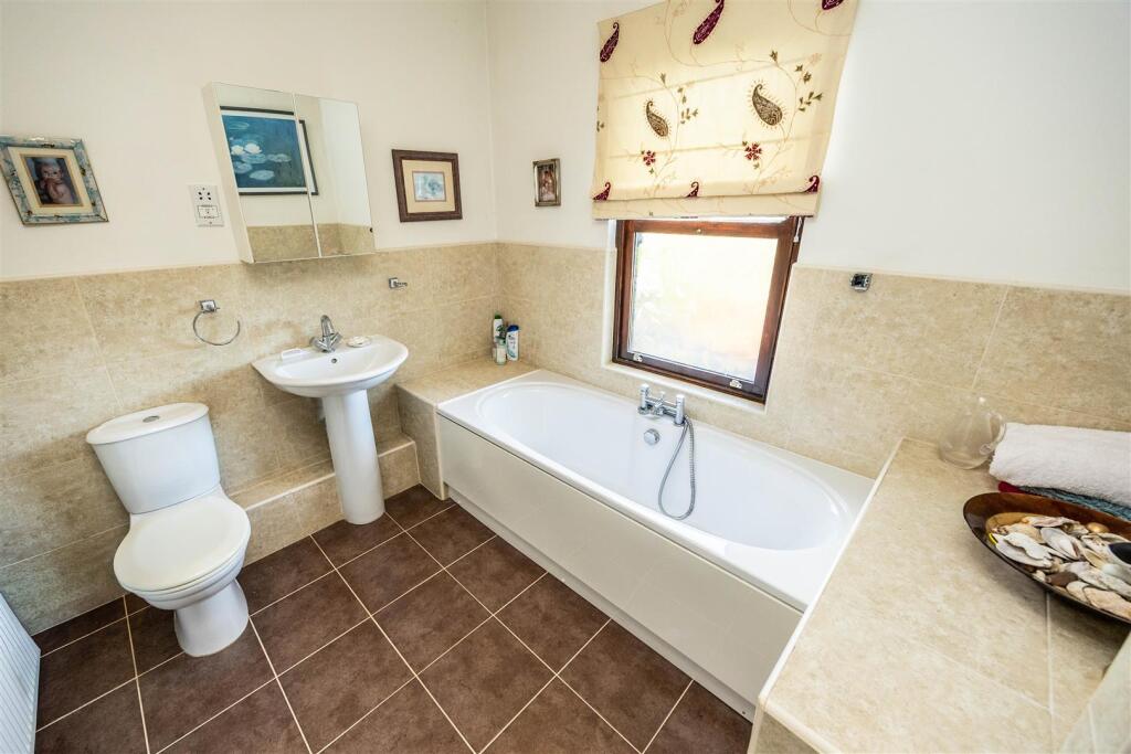 WCScholes-251125-34.jpg