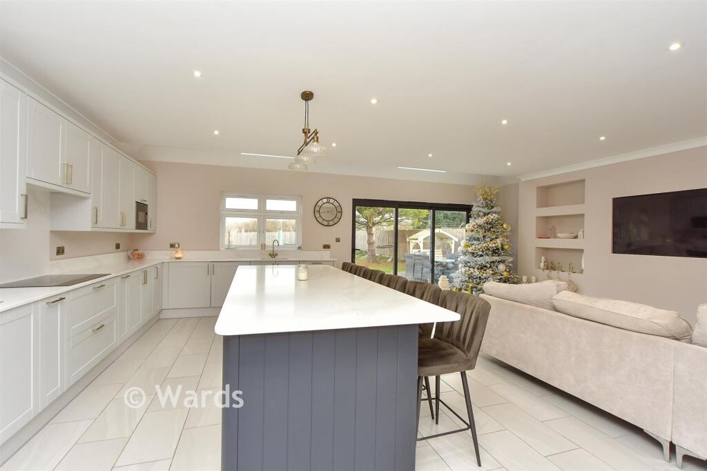 Kitchen/Diner/Family Area