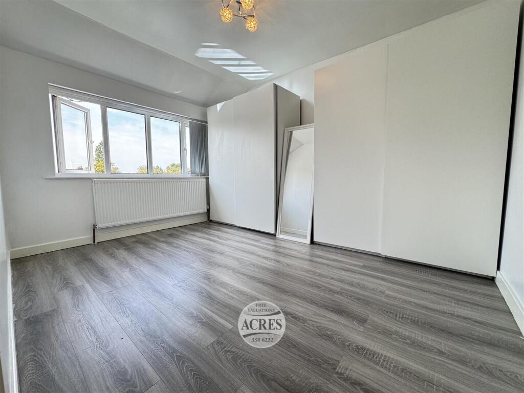 IMG_4557 (Large).jpg