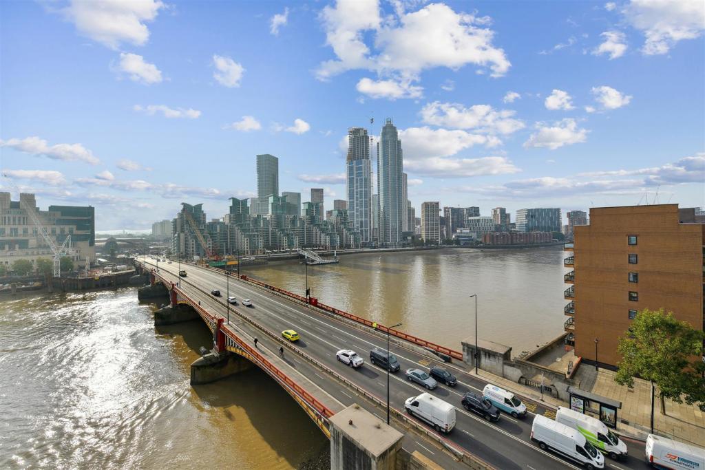 Apartment W703, Riverwalk, 161 Millbank (24).jpg