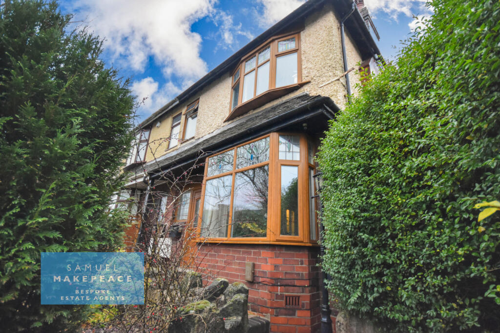 Lovely Three Bedroom Semi Detached Property with 