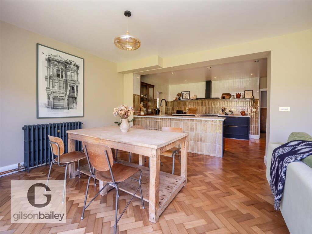 11StAndrewsClose-34.jpg