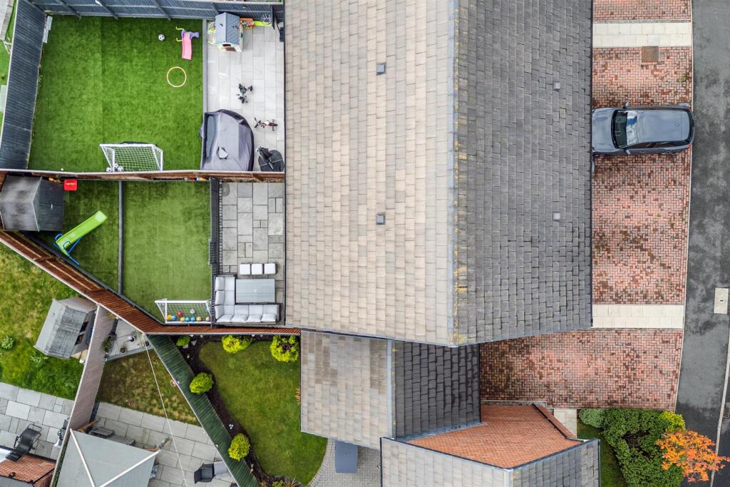 12 Springwell Avenue-6.jpg