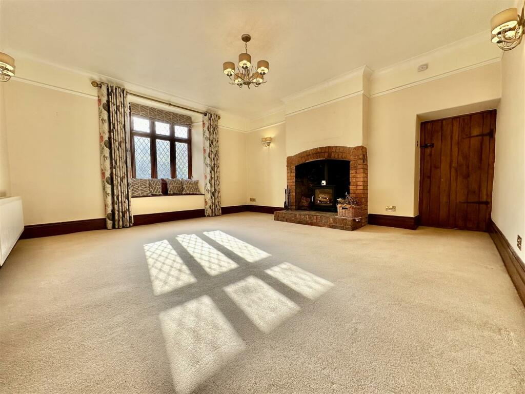 Second Sitting Room/Formal Dining Room
