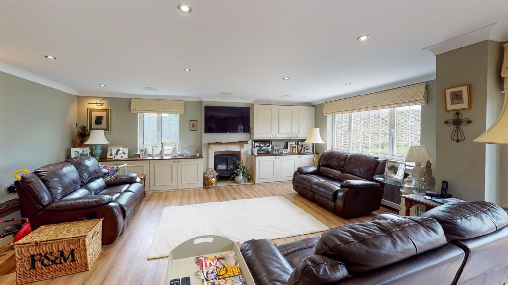 Highfield-House-Little-Ditton-03082021_175931.jpg