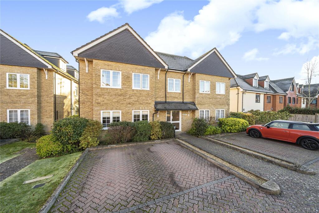 Foxleigh Grange, Bisley, Woking, Surrey, GU24