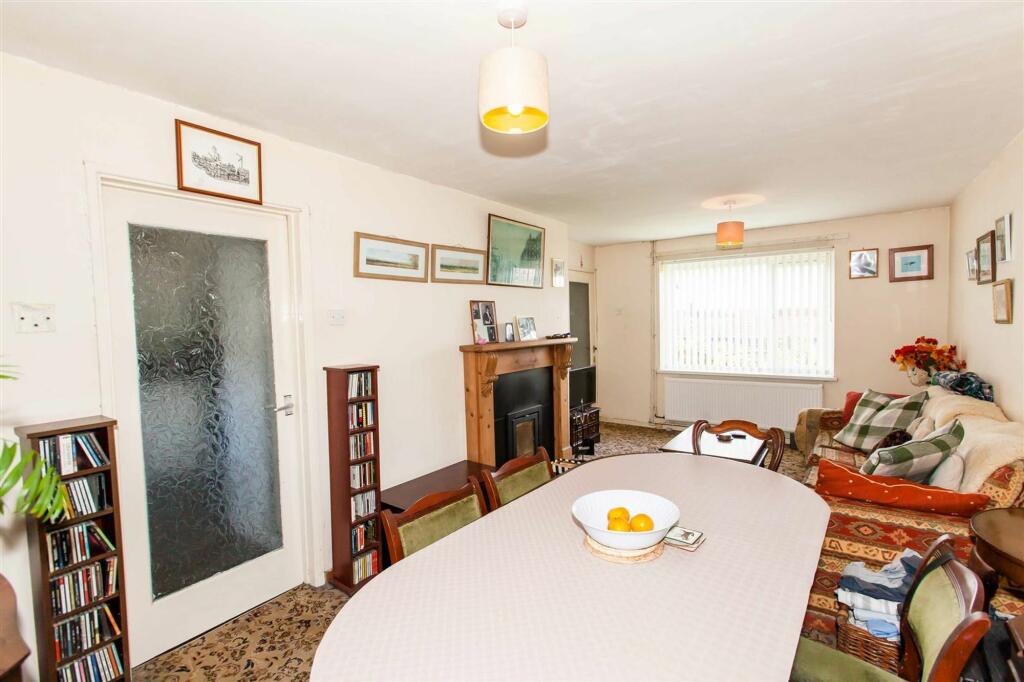 29 Hyndley Road (8).jpg