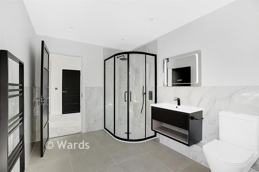 Full Family Bathroom